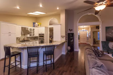 2074 Hope Ln, Redding, CA 96003 photo 21