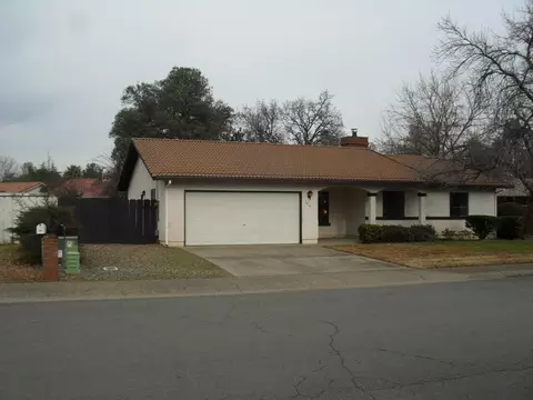 1414 Casa Vereda Way, Redding, CA 96003 photo 2
