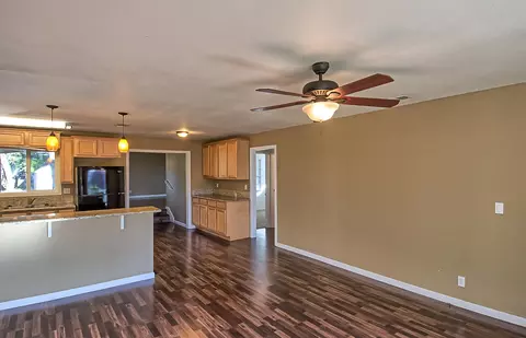 1872 Vale Dr, Redding, CA 96002 photo 8
