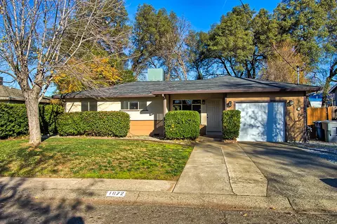 1872 Vale Dr, Redding, CA 96002 photo 1