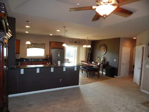 7153 Daybreak Ct, Redding, CA 96001 photo 9