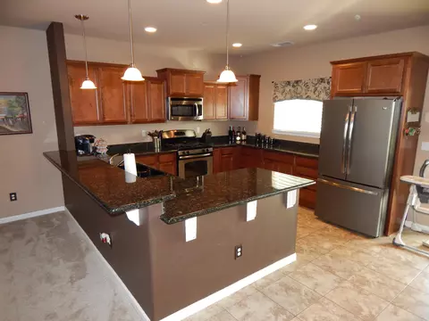 7153 Daybreak Ct, Redding, CA 96001 photo 6