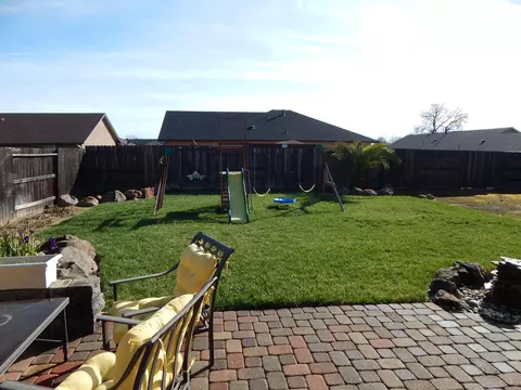 7153 Daybreak Ct, Redding, CA 96001 photo 41
