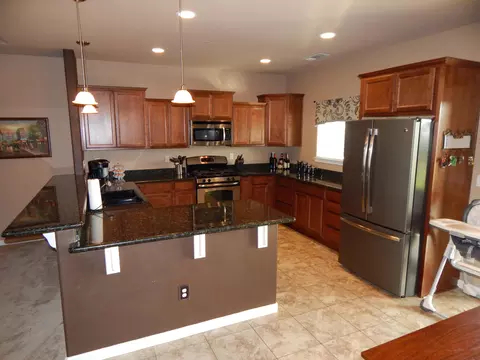 7153 Daybreak Ct, Redding, CA 96001 photo 10