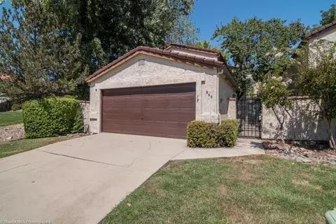 868 Tanglewood Dr, Redding, CA 96003 photo 1