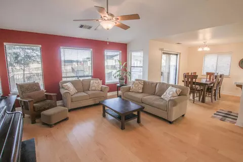 2092 Hacienda St, Redding, CA 96003 photo 6