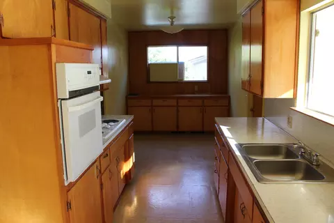 1582 Canyon Rd, Redding, CA 96001 photo 12