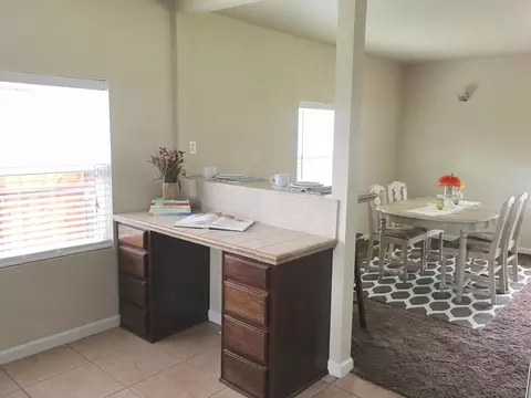 1625 Pleasant St, Redding, CA 96001 photo 4