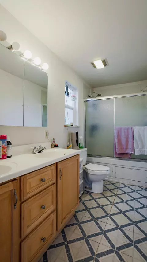 12241 Sandstone Dr, Redding, CA 96003 photo 18