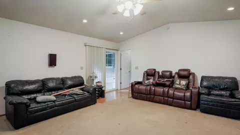 12241 Sandstone Dr, Redding, CA 96003 photo 19
