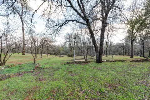 12027 Shaver Ln, Redding, CA 96003 photo 11