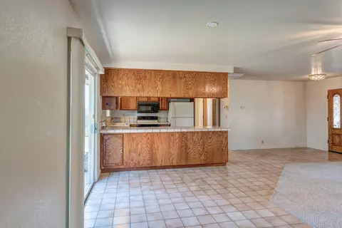 12027 Shaver Ln, Redding, CA 96003 photo 16