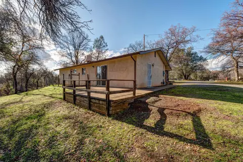 12027 Shaver Ln, Redding, CA 96003 photo 8