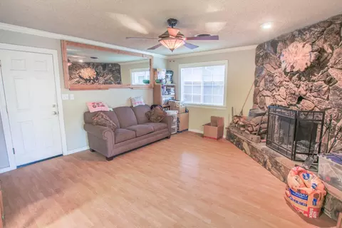 1985 Cameo Ct, Redding, CA 96002 photo 3