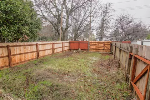 1985 Cameo Ct, Redding, CA 96002 photo 16