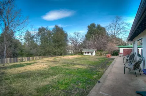 2910 Pioneer Dr, Redding, CA 96001 photo 12