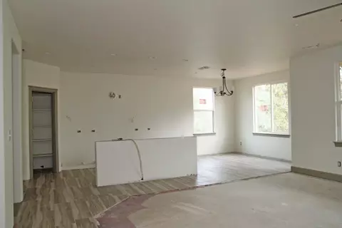 4859 Squirrel Run Ct, Redding, CA 96002 photo 2