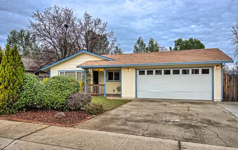 3700 Lake Forest Dr, Redding, CA 96003 photo 2