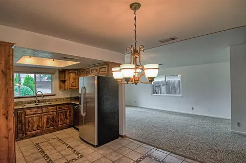 3700 Lake Forest Dr, Redding, CA 96003 photo 8