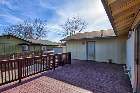 3700 Lake Forest Dr, Redding, CA 96003 photo 24