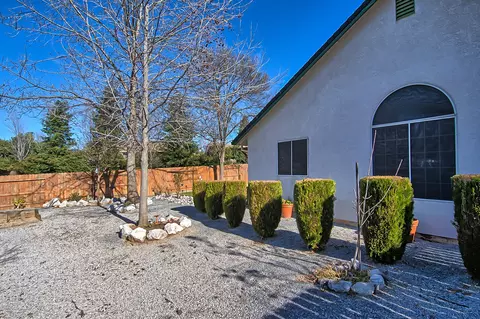 1722 Record Ln, Redding, CA 96001 photo 31