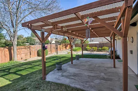 1722 Record Ln, Redding, CA 96001 photo 25
