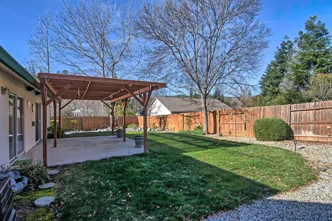 1722 Record Ln, Redding, CA 96001 photo 28