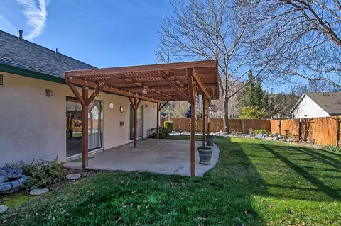 1722 Record Ln, Redding, CA 96001 photo 27