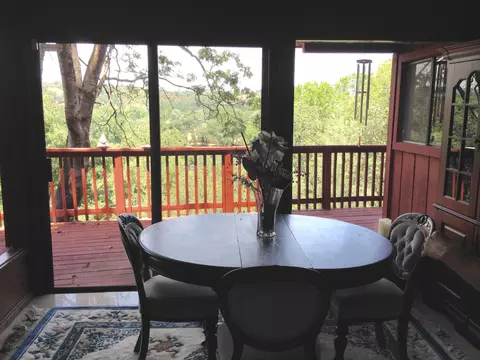 675 West St, Redding, CA 96001 photo 8