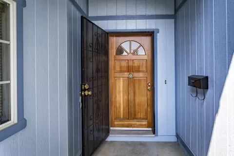 1346 Southfork Trl, Redding, CA 96003 photo 4