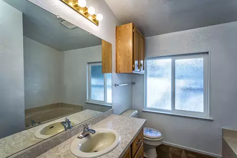 1346 Southfork Trl, Redding, CA 96003 photo 16