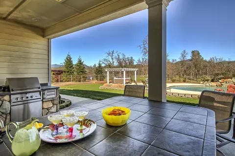 13424 Lark Ct, Redding, CA 96003 photo 50