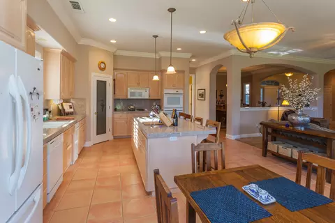 2507 Crescent Moon Ct, Redding, CA 96001 photo 12