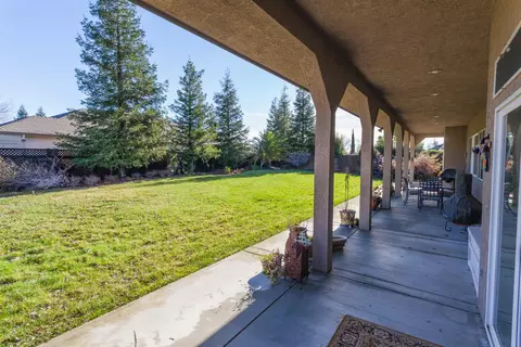 2507 Crescent Moon Ct, Redding, CA 96001 photo 33