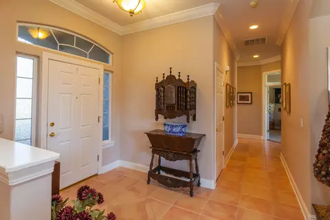 2507 Crescent Moon Ct, Redding, CA 96001 photo 4