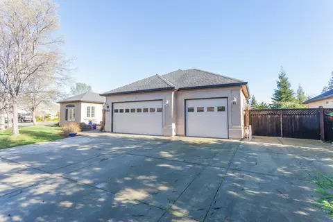 2507 Crescent Moon Ct, Redding, CA 96001 photo 39