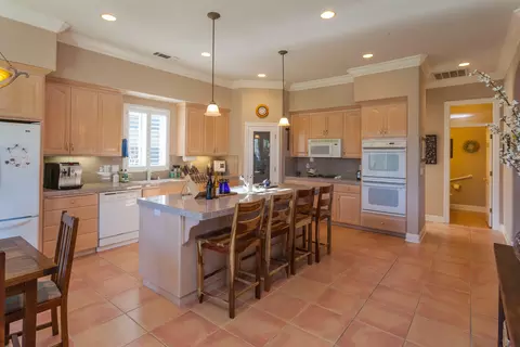 2507 Crescent Moon Ct, Redding, CA 96001 photo 11