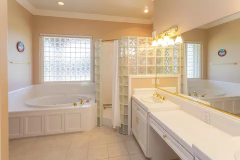 2507 Crescent Moon Ct, Redding, CA 96001 photo 21