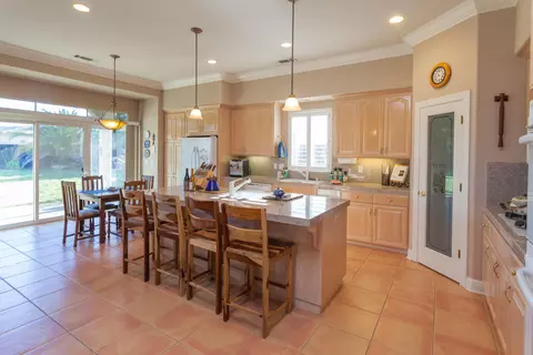 2507 Crescent Moon Ct, Redding, CA 96001 photo 10