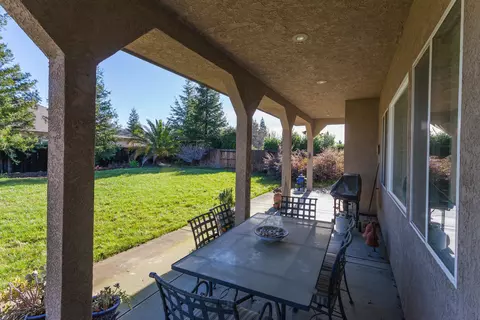 2507 Crescent Moon Ct, Redding, CA 96001 photo 32