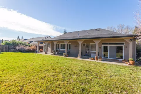 2507 Crescent Moon Ct, Redding, CA 96001 photo 35