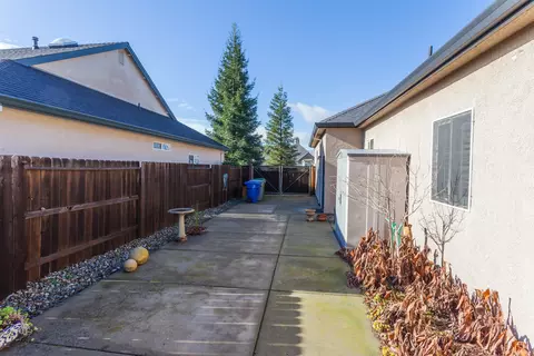 2507 Crescent Moon Ct, Redding, CA 96001 photo 29