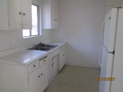 3585 Ricardo Ave, Redding, CA 96002 photo 4