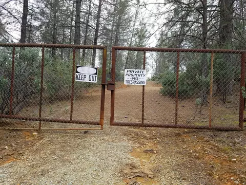 16105 Shasta St, Redding, CA 96001 photo 3