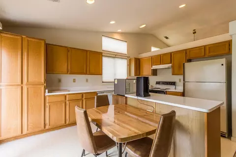1944 Alexis Ct, Redding, CA 96002 photo 8