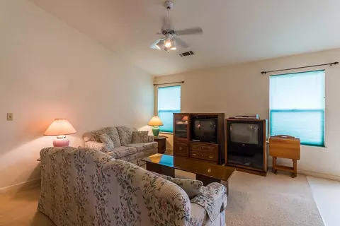 1944 Alexis Ct, Redding, CA 96002 photo 7