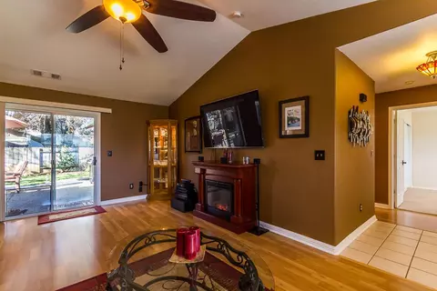 7010 Pit Rd, Redding, CA 96001 photo 5