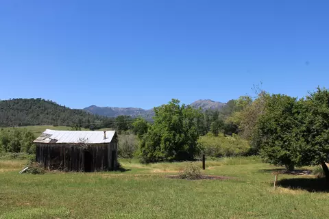 6668 Placer Rd, Igo, CA 96047 photo 4