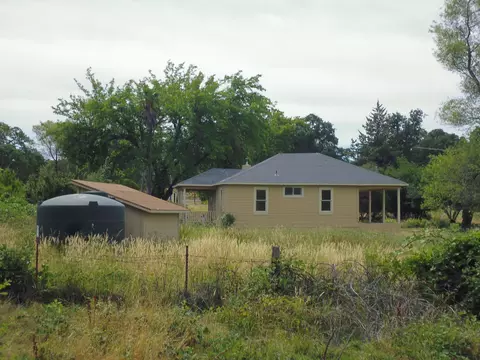 6668 Placer Rd, Igo, CA 96047 photo 2