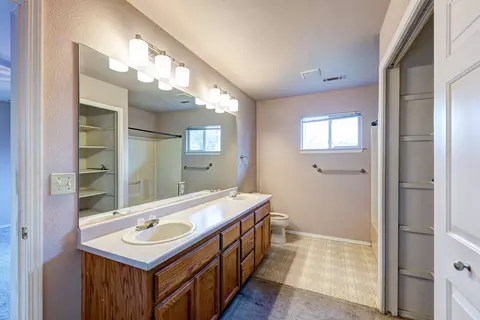 2545 Penelope St, Redding, CA 96001 photo 11